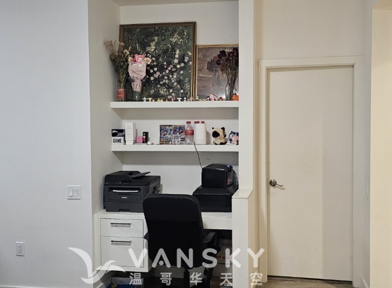 250218180951_Study desk.jpg